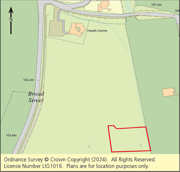 Lot: 65 - SITE WITH PLANNING FOR A FIVE-BEDROOM HOUSE WITH ANNEXE SET IN 0.4 ACRES -